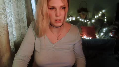 Annika  MTF ts post -op online show from 02.04.25