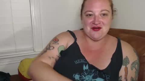 Snapshot of kudraalo chatting on 11.19.25 Ho-verdrive online show from 11.19.25