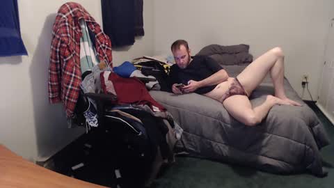 Snapshot of kuggy570 chatting on 01.23.25 Kuggy online show from 01.23.25