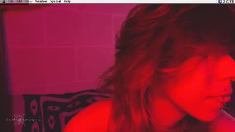 Snapshot of kuntboyzworld chatting on 10.24.25 Krypto hethey online show from 10.24.25