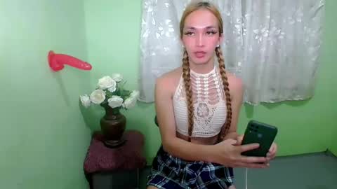 Kween online show from 02.11.25