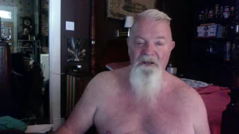 Snapshot of kyhgihntight chatting on 06.14.26 Nick Nude Celt KYHighNTight online show from 06.14.26
