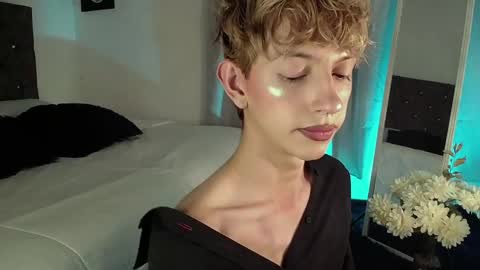 Kyle Cooper online show from 12.23.24