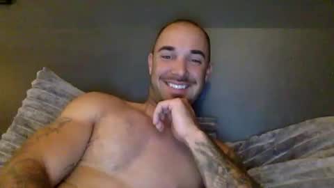 kylealyssa97 online show from 10.31.25