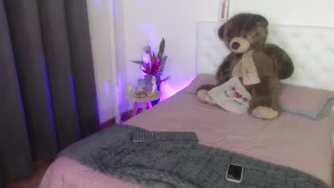 Snapshot of kylie444 chatting on 10.14.25 Sara online show from 10.14.25