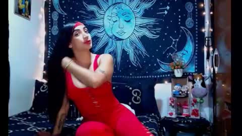 Snapshot of kylie_capricorn chatting on 06.12.26 kylie online show from 06.12.26