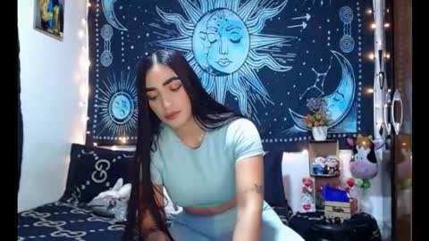 Snapshot of kylie_capricorn chatting on 06.19.26 kylie online show from 06.19.26