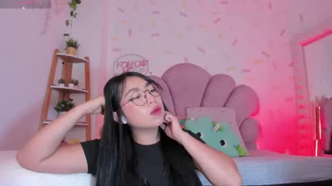 Kylie online show from 07.26.26