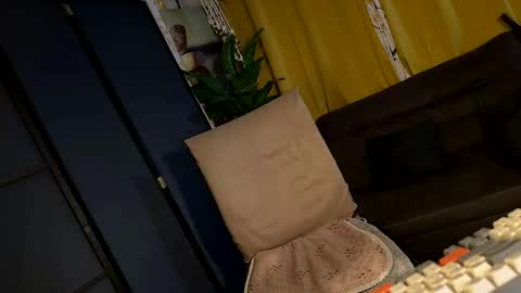 kylie online show from 04.23.26