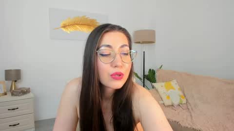 Snapshot of kylie_kathy chatting on 04.30.26 Kylie online show from 04.30.26
