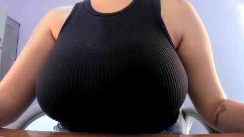Kylie Reyes  online show from 06.10.26