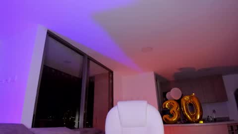     online show from 03.12.25