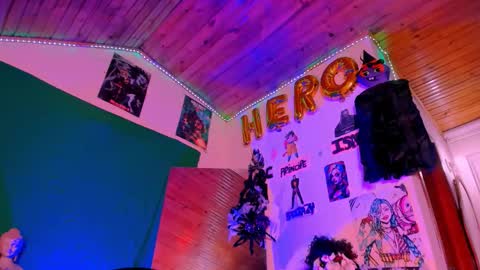 Snapshot of kyliekandy chatting on 10.11.25 online show from 10.11.25