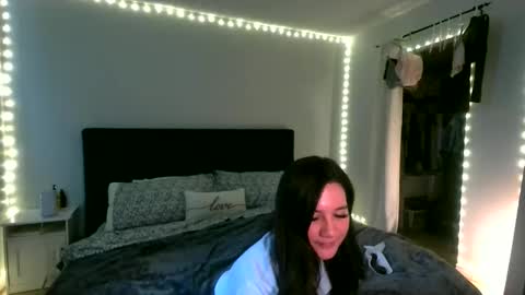 Snapshot of kylienotjenneer chatting on 03.22.26 kylie not jenner online show from 03.22.26