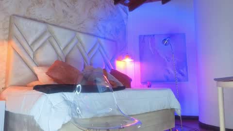 Snapshot of kylle_2050 chatting on 04.09.26 Kyle online show from 04.09.26