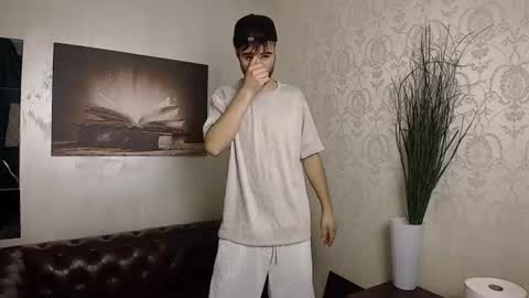 KyloEast online show from 07.23.26