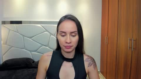 Snapshot of kymberlysweet chatting on 10.15.25 Kymberly online show from 10.15.25