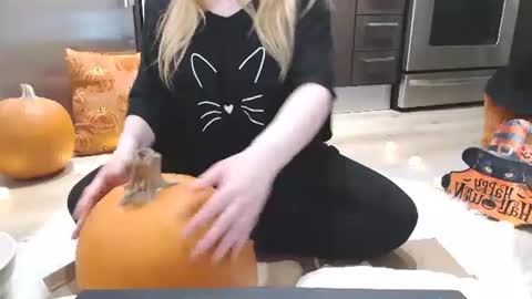 Snapshot of kymchi chatting on 11.02.25 Check Out My NSFW OnlyFans Link On Bio online show from 11.02.25