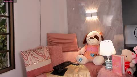 Snapshot of kyomivelvet chatting on 05.29.26 Kyomi Velvet online show from 05.29.26