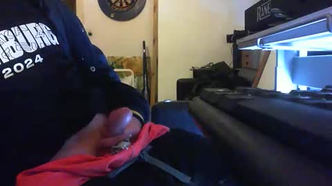 Snapshot of l0v3indee chatting on 11.24.25 l0v3indee online show from 11.24.25
