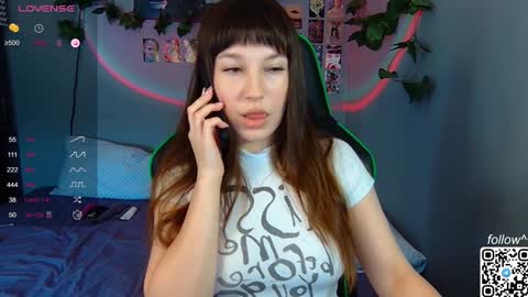 Victoria online show from 01.23.25