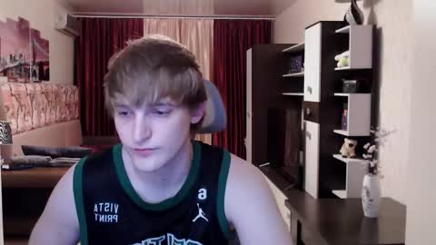 l1onkennedy online show from 10.12.25