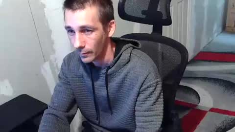 Snapshot of l1v1nth3dr3am chatting on 05.01.26 l1v1nth3dr3am online show from 05.01.26