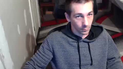 Snapshot of l1v1nth3dr3am chatting on 05.03.26 l1v1nth3dr3am online show from 05.03.26