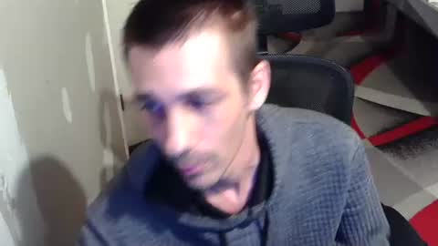 Snapshot of l1v1nth3dr3am chatting on 05.03.26 l1v1nth3dr3am online show from 05.03.26