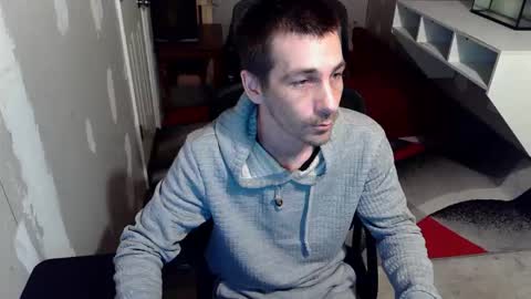 Snapshot of l1v1nth3dr3am chatting on 05.05.26 l1v1nth3dr3am online show from 05.05.26