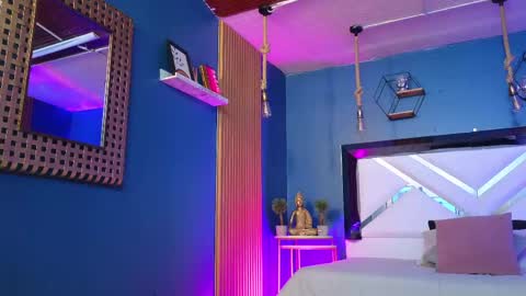 Cris  online show from 04.20.26