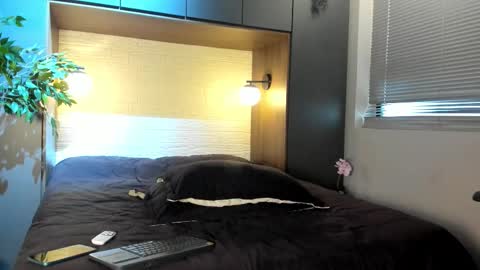 labrinthteasing online show from 09.17.25