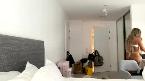 Lacey  online show from 04.28.26