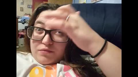 Laddybuggie27 online show from 02.20.25