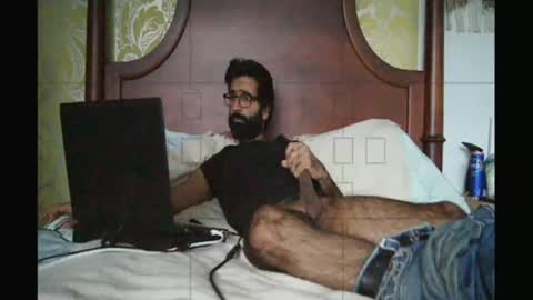 Snapshot of ladex96 chatting on 11.04.25 Ali online show from 11.04.25