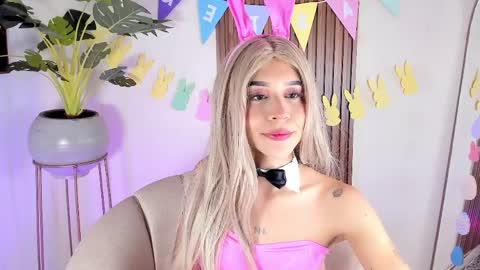   online show from 04.05.26