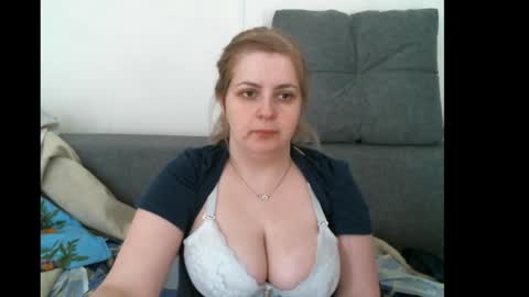 lady cute cat29 online show from 04.25.26