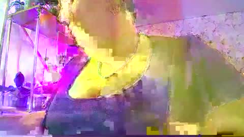 Snapshot of lady_gloria chatting on 04.25.26 Lady Gloria online show from 04.25.26