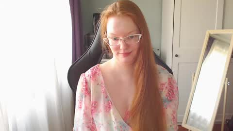 Snapshot of lady_inari chatting on 05.18.26 Angelika online show from 05.18.26