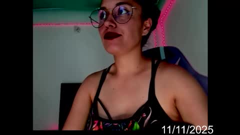 Snapshot of lady_jhana chatting on 11.11.25 Jhana online show from 11.11.25