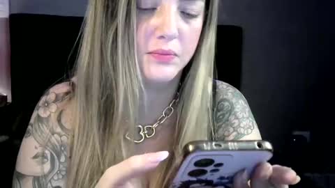 Lady khaleesi online show from 02.12.25