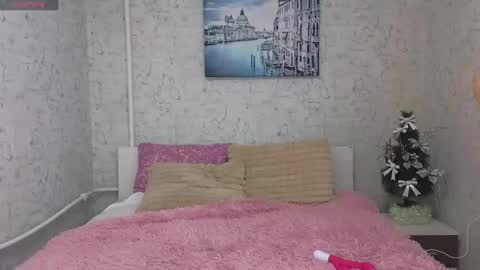 Snapshot of lady_murenza chatting on 01.04.25 Diana online show from 01.04.25