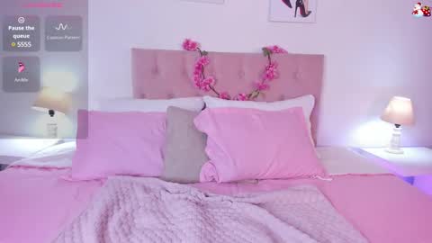 Lady  online show from 02.07.25