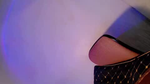 Snapshot of lady_of_pleasure28 chatting on 10.05.25 Ella online show from 10.05.25