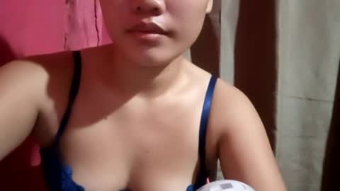Snapshot of lady_rose19 chatting on 07.14.26 kitty online show from 07.14.26
