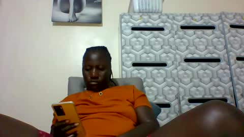 lindah32 online show from 01.23.25