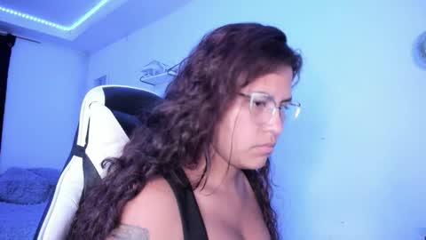  Lady  online show from 11.23.25