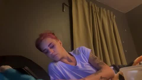 Snapshot of ladybug9097 chatting on 12.21.24 RockStar Couple online show from 12.21.24