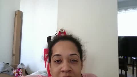 Stephanie online show from 01.03.25