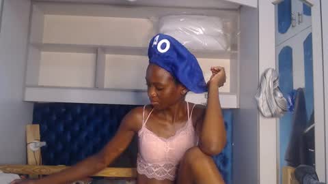 ladydiva69 online show from 02.21.25